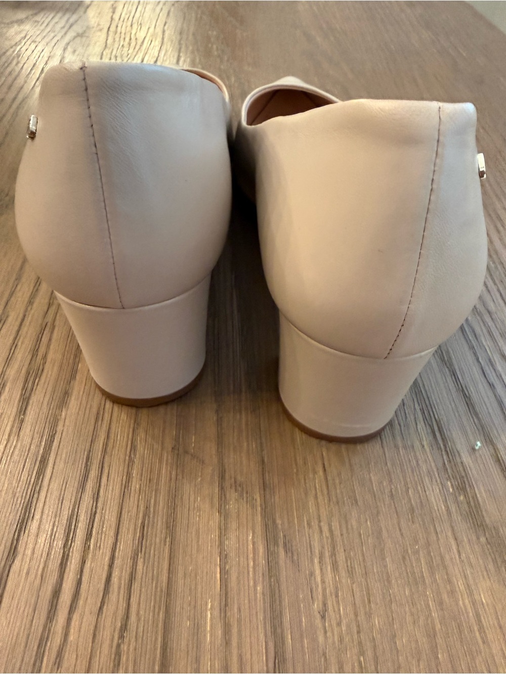 kate spade Nude/Light Cream Pointed-Toe Flats sz 10 - Picture 5 of 7